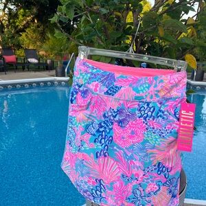 NWT Lilly Pulitzer Pink and Blue Tropical Maryana Skort UPF 50+